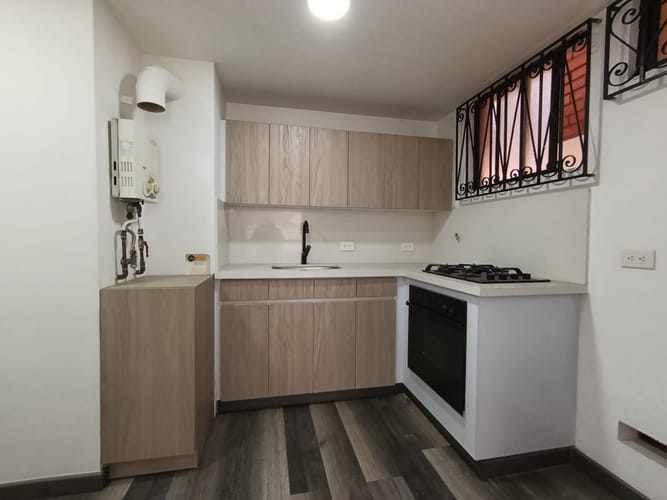 Apartamento de 3 alcobas en arriendo en Vía Las Palmas, Medellín, 88 m² · foto 3 de 20
