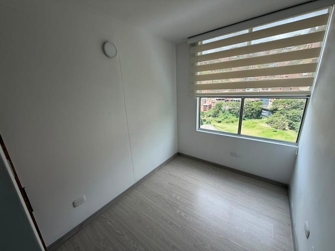 Apartamento de 3 alcobas en arriendo en Belén, Medellín, 70 m² · foto 7 de 14