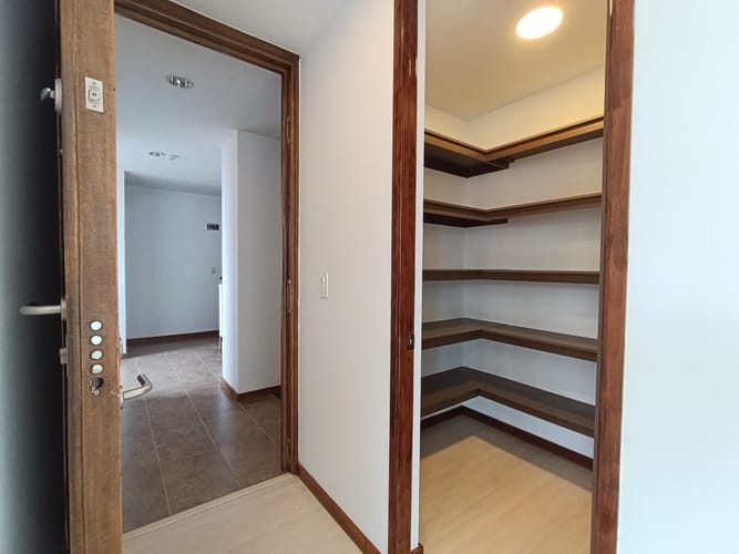 Apartamento de 2 alcobas en arriendo en El Poblado, Medellín, 92 m² · foto 6 de 20