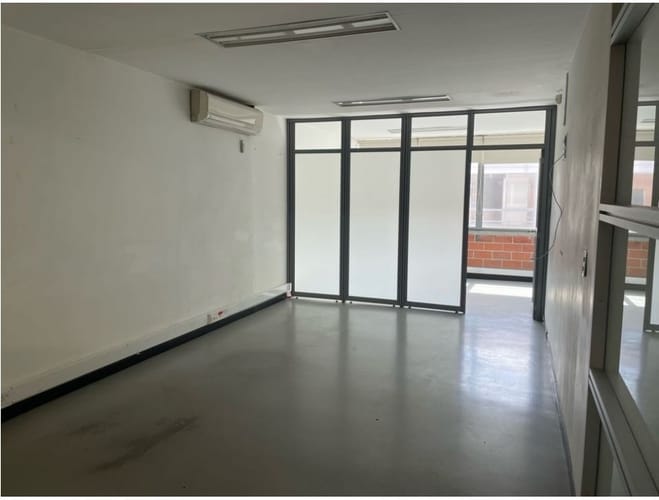 Bodega en arriendo en Zona Industrial No. 1, Itagüí, 480 m² · foto 5 de 12