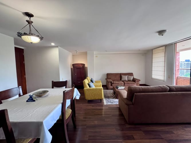 Apartamento de 3 alcobas en arriendo en El Poblado, Envigado, 120 m² · foto 4 de 17