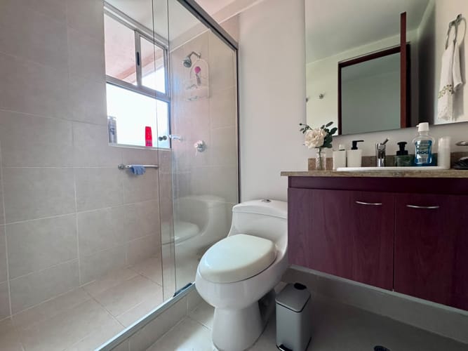 Apartamento de 3 alcobas en arriendo en El Poblado, Envigado, 120 m² · foto 15 de 17