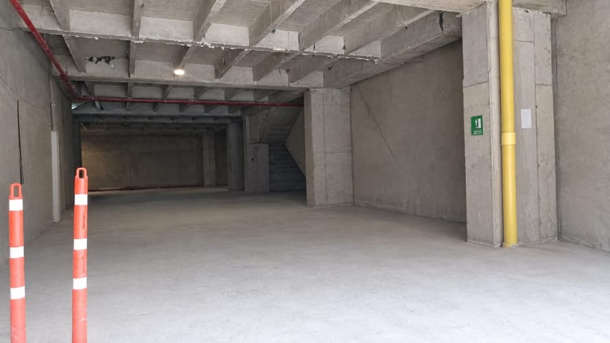 Local en arriendo en El Dorado, Envigado, 380 m² · foto 3 de 10
