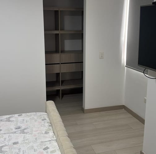 Apartamento de 3 alcobas en arriendo en Las Lomitas, Sabaneta, 77 m² · foto 8 de 11