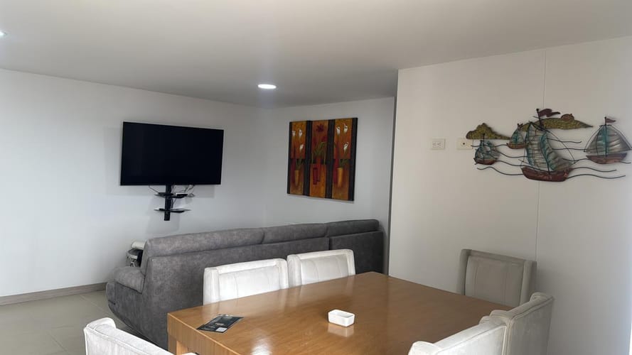 Apartamento de 3 alcobas en arriendo en Las Lomitas, Sabaneta, 77 m² · foto 9 de 11
