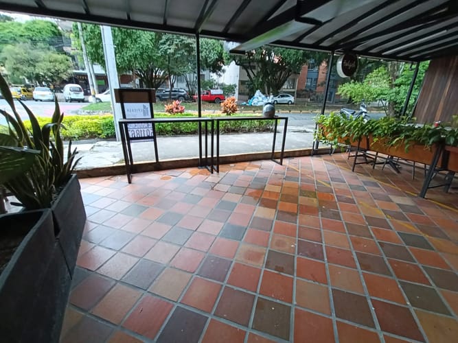 Local en arriendo en Calasanz, Medellín, 19 m² · foto 10 de 10