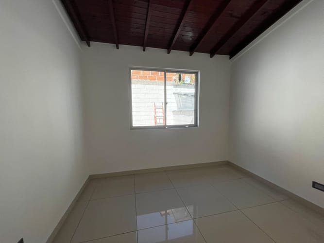 Casa de 3 alcobas en arriendo en La Gloria, Medellín, 120 m² · foto 12 de 20