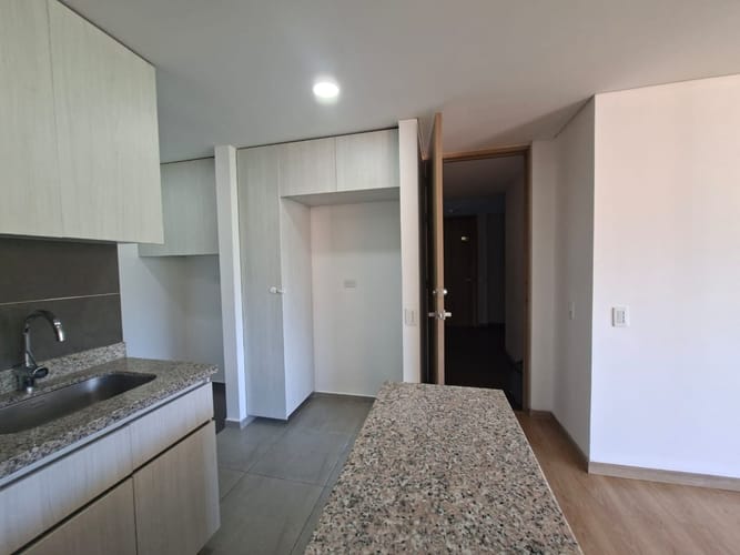 Apartamento de 3 alcobas en arriendo en Monteazul, Sabaneta, 90 m² · foto 4 de 20