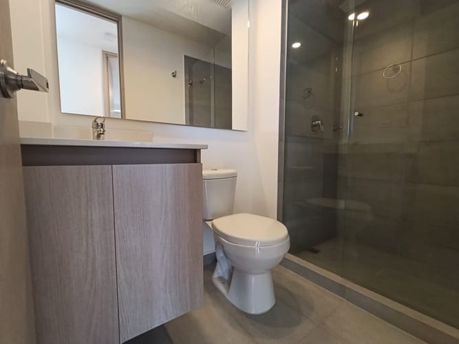 Apartamento de 2 alcobas en arriendo en Los Colegios, Rionegro, 58 m² · foto 4 de 10