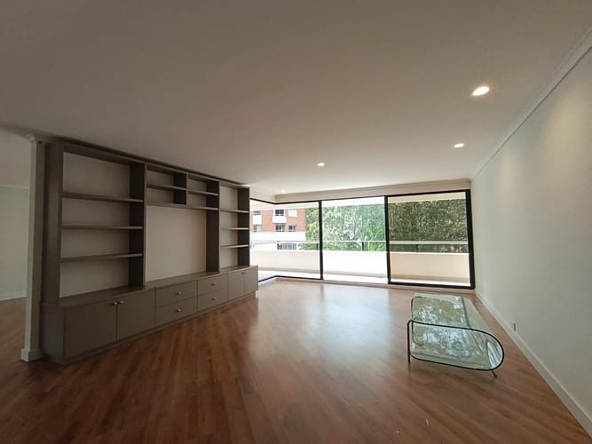 Apartamento de 5 alcobas en arriendo en El Poblado, Medellín, 240 m² · foto 4 de 20