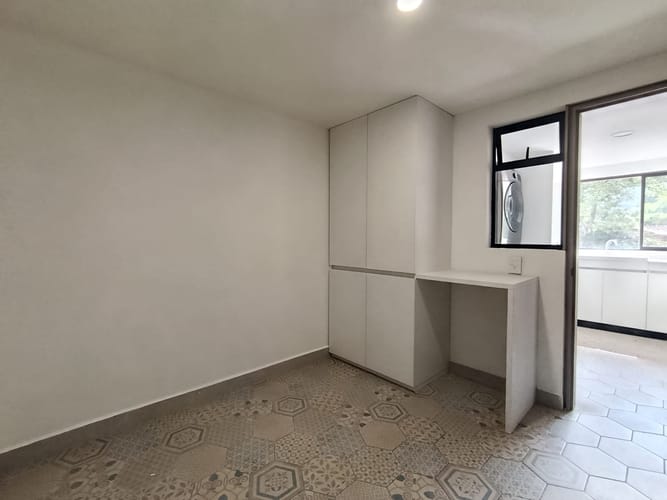 Apartamento de 5 alcobas en arriendo en El Poblado, Medellín, 240 m² · foto 8 de 20