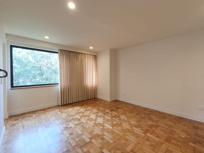Apartamento de 5 alcobas en arriendo en El Poblado, Medellín, 240 m² · foto 15 de 20