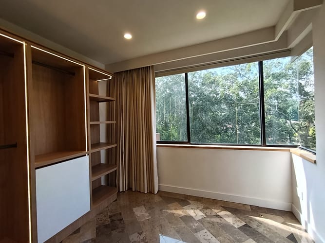 Apartamento de 5 alcobas en arriendo en El Poblado, Medellín, 240 m² · foto 20 de 20