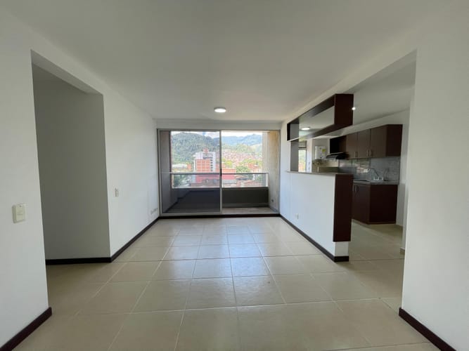 Apartamento de 3 alcobas en arriendo en Belén, Medellín, 72 m² · foto 4 de 15