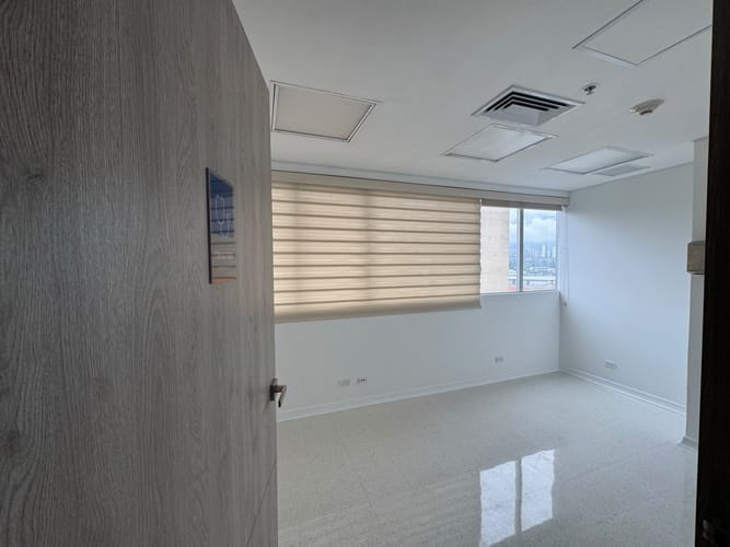 Consultorio en arriendo en Mayorca, Sabaneta, 35 m² · foto 5 de 15