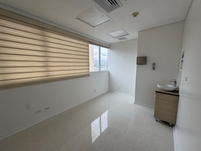 Consultorio en arriendo en Mayorca, Sabaneta, 35 m² · foto 6 de 15