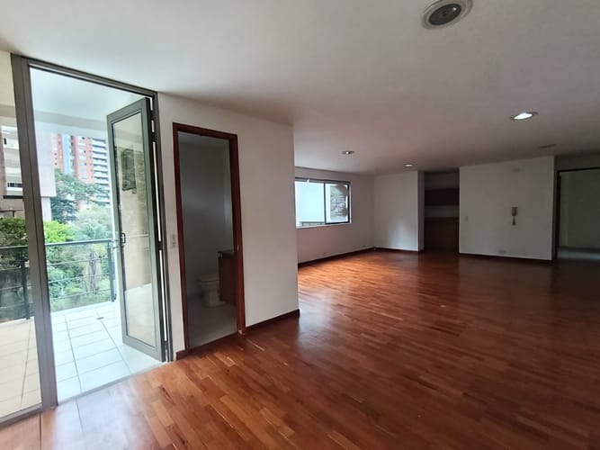 Oficina en arriendo en El Poblado, Medellín, 54 m² · foto 6 de 17