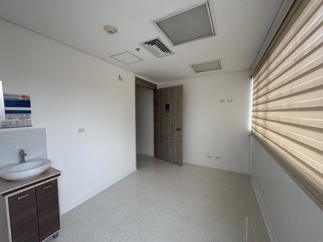 Consultorio en arriendo en Mayorca, Sabaneta, 35 m² · foto 14 de 15