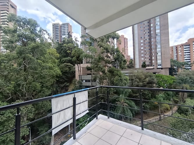 Oficina en arriendo en El Poblado, Medellín, 54 m² · foto 15 de 17