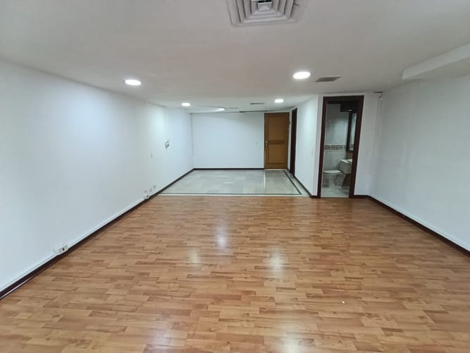 Oficina en arriendo en El Poblado, Medellín, 45 m² · foto 8 de 13
