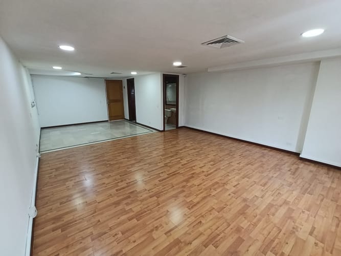 Oficina en arriendo en El Poblado, Medellín, 45 m² · foto 10 de 13