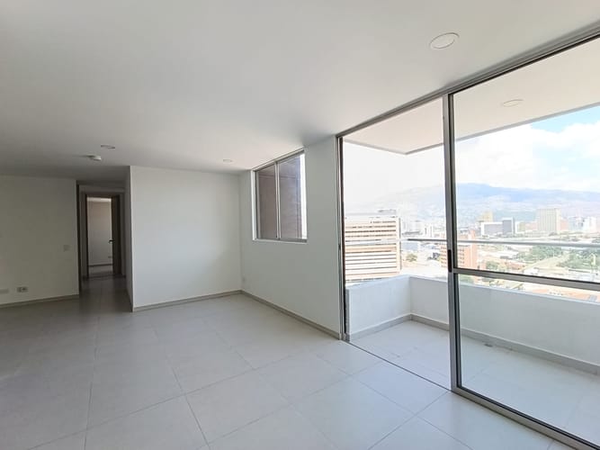 Apartamento de 3 alcobas en arriendo en Vía Las Palmas, Medellín, 80 m² · foto 3 de 15
