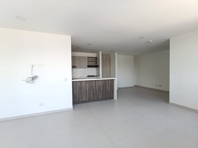 Apartamento de 3 alcobas en arriendo en Vía Las Palmas, Medellín, 80 m² · foto 5 de 15