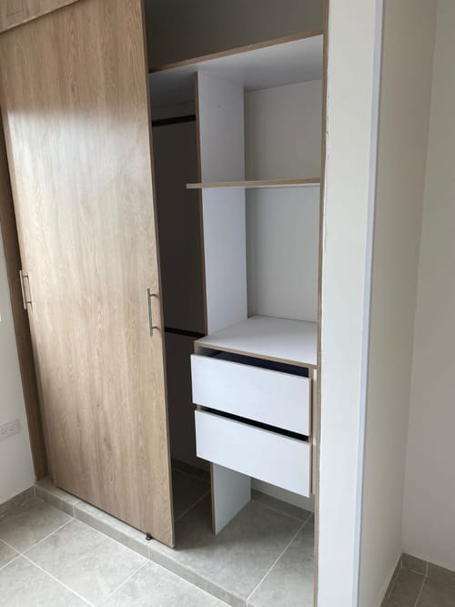 Apartamento de 2 alcobas en venta en C. San Lorenzo De Provenza I, Bucaramanga, 52 m² · foto 5 de 17