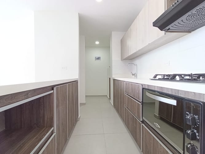 Apartamento de 3 alcobas en arriendo en Vía Las Palmas, Medellín, 80 m² · foto 12 de 15