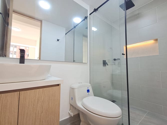 Apartamento de 3 alcobas en arriendo en Fabricato, Bello, 72 m² · foto 7 de 16