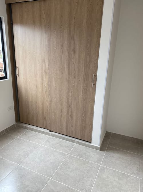Apartamento de 2 alcobas en venta en C. San Lorenzo De Provenza I, Bucaramanga, 52 m² · foto 9 de 17