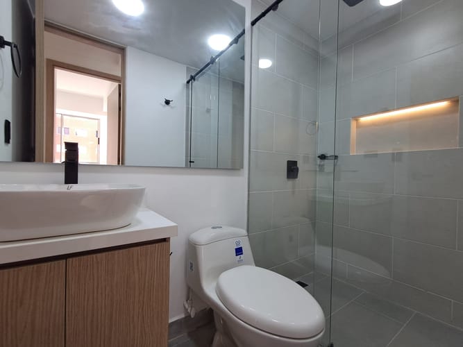 Apartamento de 3 alcobas en arriendo en Fabricato, Bello, 72 m² · foto 13 de 16