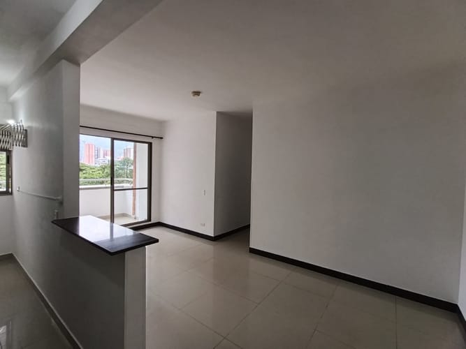 Apartamento de 3 alcobas en arriendo en Niquia, Bello, 73 m² · foto 2 de 13