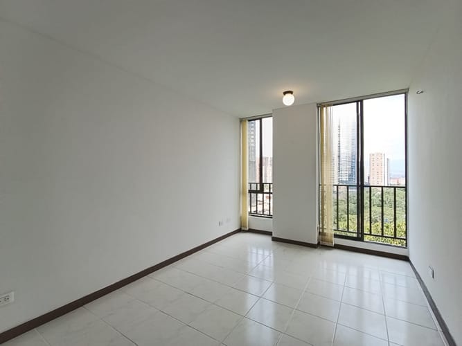 Apartamento de 1 alcoba en arriendo en El Poblado, Medellín, 55 m² · foto 2 de 12
