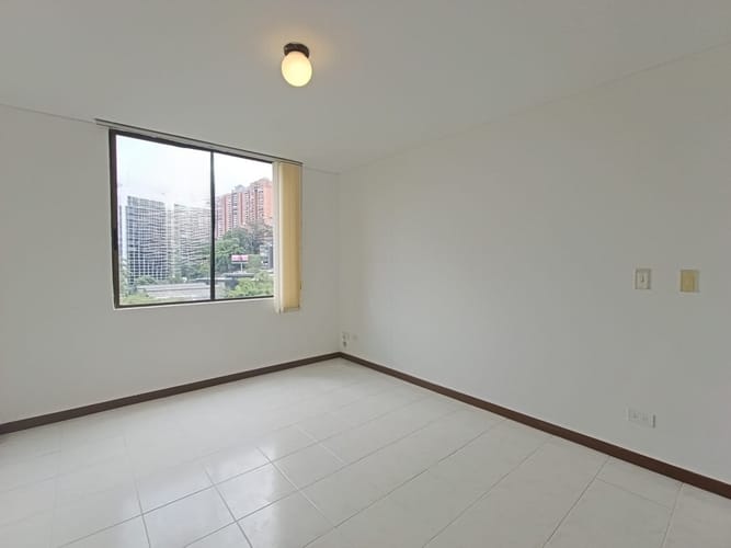 Apartamento de 1 alcoba en arriendo en El Poblado, Medellín, 55 m² · foto 4 de 12