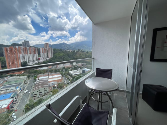 Apartamento de 3 alcobas en arriendo en Monteazul, Sabaneta, 65 m² · foto 5 de 19