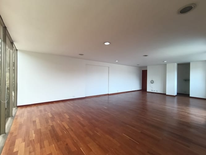 Oficina en arriendo en El Poblado, Medellín, 67 m² · foto 5 de 14