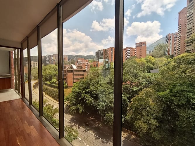 Oficina en arriendo en El Poblado, Medellín, 67 m² · foto 6 de 14