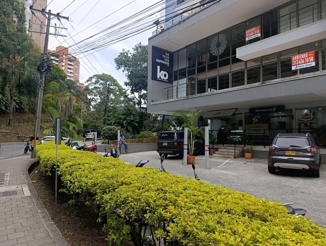 Oficina en arriendo en El Poblado, Medellín, 67 m² · foto 9 de 14