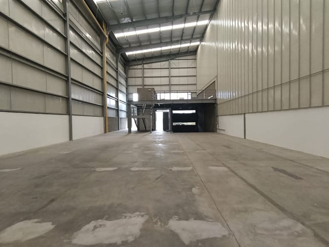 Bodega en arriendo en Copacabana, 600 m² · foto 2 de 19