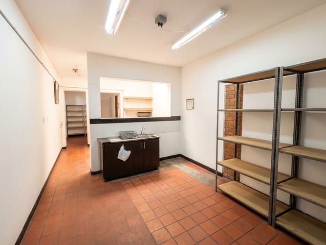 Local en arriendo en Laureles, Medellín, 130 m² · foto 8 de 9