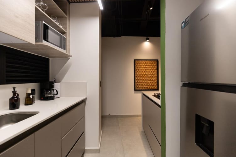 Apartamento de 2 alcobas en arriendo en Urbanizacion Remansos De San Lucas, Medellín, 75 m² · foto 2 de 20