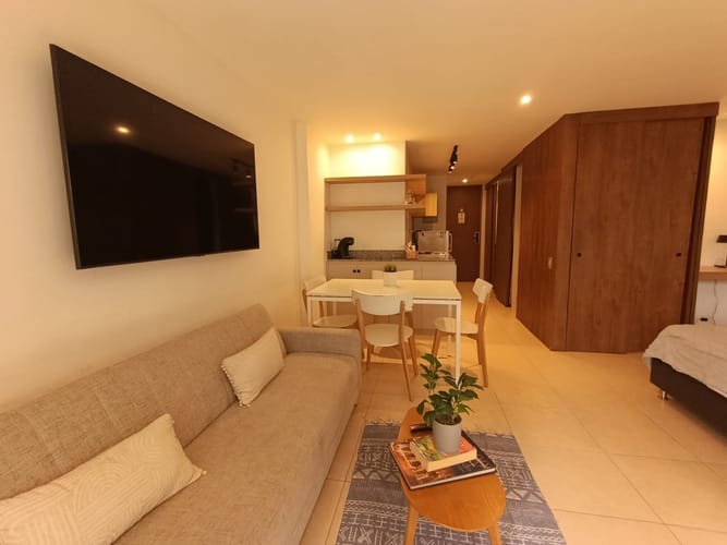 Apartaestudio en arriendo en Las Lomas, Medellín, 45 m² · foto 4 de 13