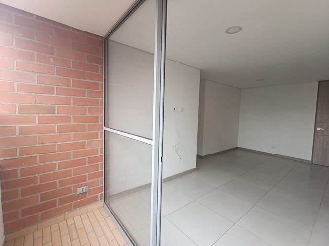 Apartamento de 3 alcobas en arriendo en Las Lomitas, Sabaneta, 63 m² · foto 7 de 20