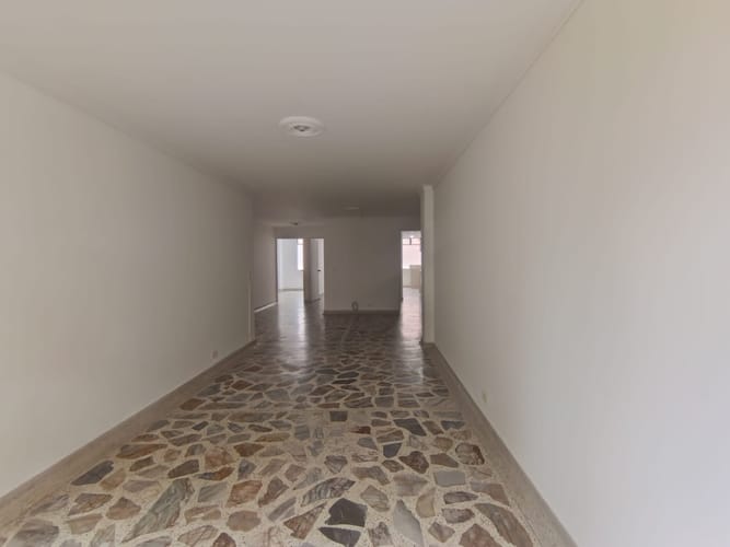 Apartamento de 4 alcobas en arriendo en Laureles, Medellín, 120 m² · foto 4 de 19