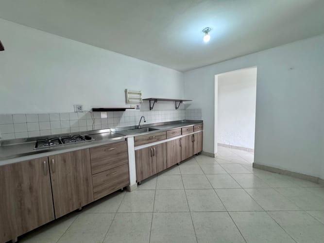 Casa de 3 alcobas en arriendo en Mesa, Envigado, 150 m² · foto 5 de 17