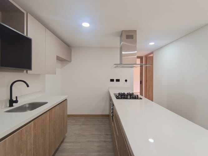 Apartamento de 2 alcobas en arriendo en Vía Las Palmas, Medellín, 62 m² · foto 2 de 15