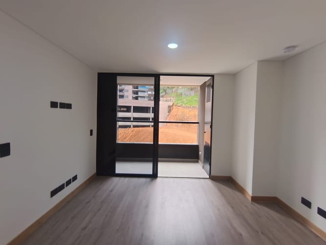 Apartamento de 2 alcobas en arriendo en Vía Las Palmas, Medellín, 62 m² · foto 5 de 15