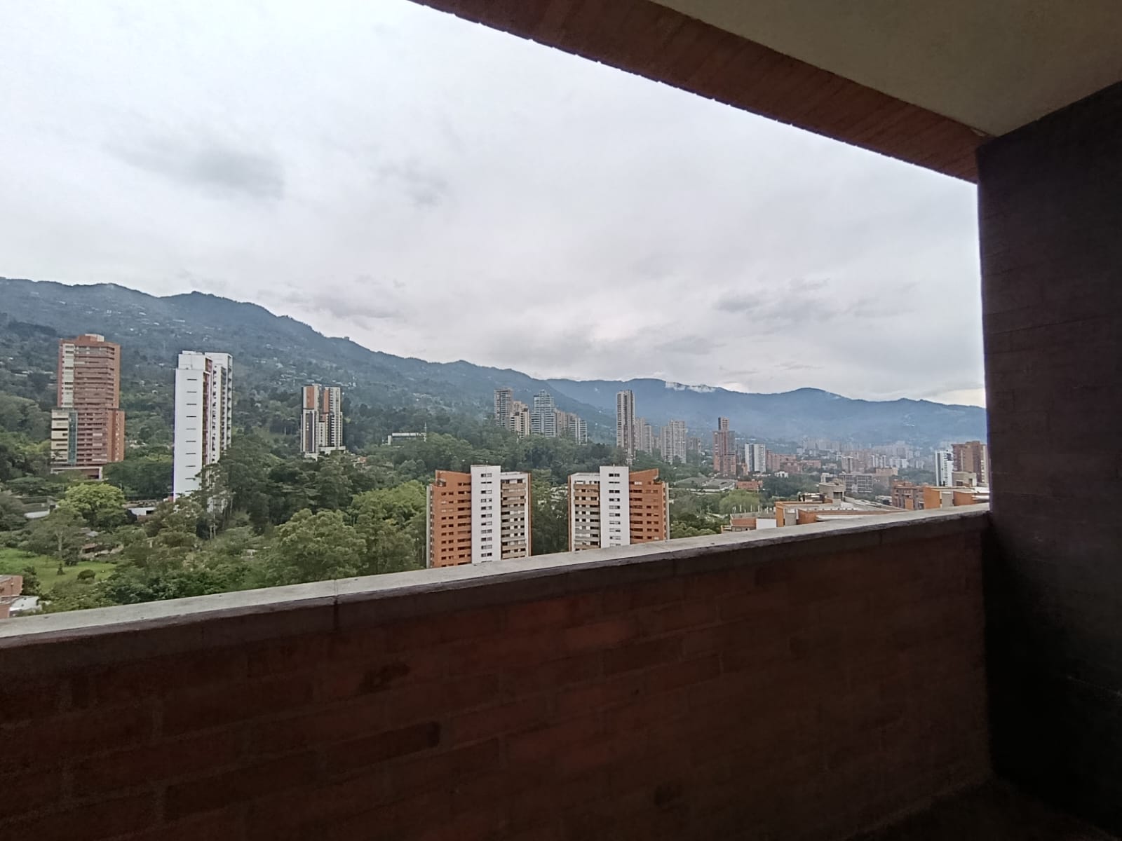 Apartamento en Arriendo en El Poblado, Medellín