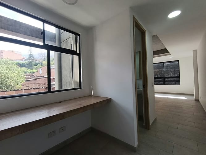 Apartamento de 2 alcobas en arriendo en Boston, Medellín, 65 m² · foto 8 de 14